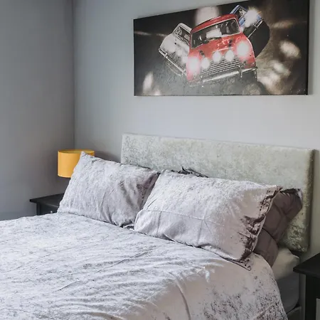 No10 2 Bedroom House With Private Garden And Driveway Appartement