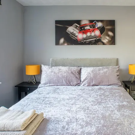 No10 2 Bedroom House With Private Garden And Driveway Appartement Bristol